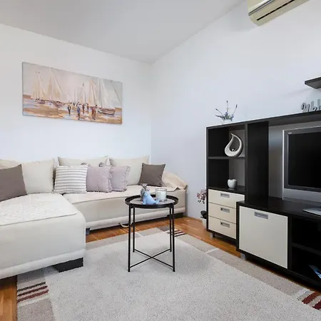 Apartamento Karlita *