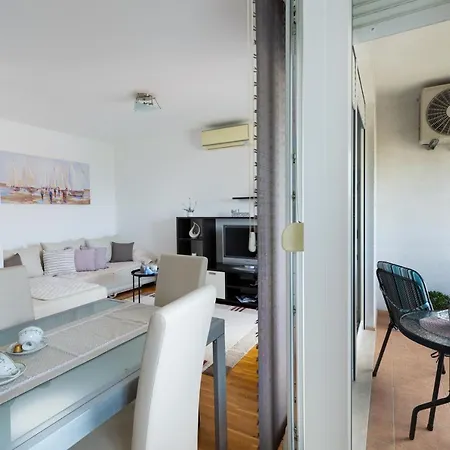 Karlita Apartamento